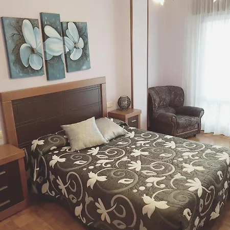 Piso Amplio En El Centro De * Vilagarcía de Arousa