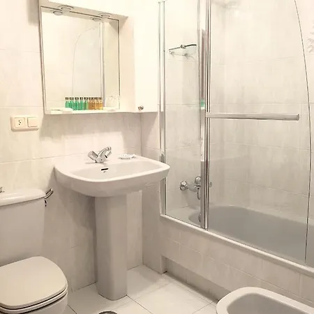 Piso Amplio En El Centro De Apartment Vilagarcia de Arousa